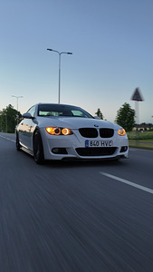 BMW e92 2.0d (3 foto / 9)