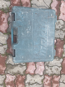 Makita HM 1200 otboinii molotok v cemodane (3 foto / 3)