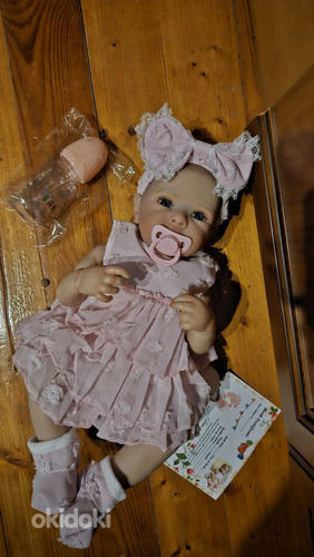 Новая кукла-реборн с реальным внешним видом 45 см (фото #1)