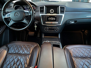 Mercedes-Benz ML 350 AMG pakett 3.0 190kW (5 foto / 8)