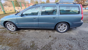 Müüa Volvo v70 (2 foto / 11)