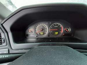 Müüa Volvo v70 (10 foto / 11)