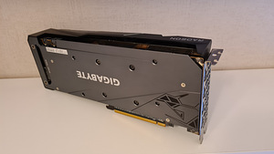 Gigabyte Radeon™ RX 6700 XT GAMING OC 12G (2 foto / 3)