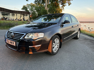 Volkswagen Passat 2.0 110kW (1 foto / 8)