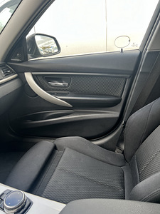 BMW 320 2.0 130kw (6 foto / 6)