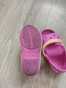 Crocs сандалии с7 (3 фото из 3)