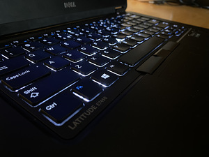 Dell latitude 7450 (i7-5600/8GB/256GB/GT840M) uus aku! (3 foto / 6)
