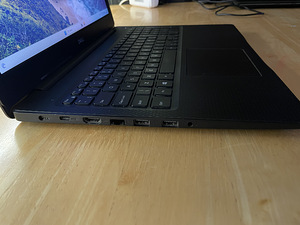 Dell Inspirion 15 (i5-1035G1 - 8GB DDR4 - 512GB SSD - MX230) (5 foto / 5)