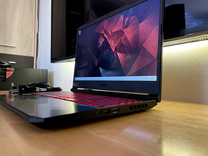 Acer Nitro 5(R7-4800H 8C/16T,GTX1650Ti,24GB RAM,512GB SSD) (2 foto / 7)