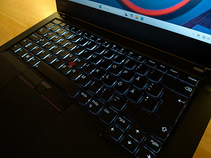 Lenovo ThinkPad T470 (i5-7300U/8GB RAM/ 256GB SSD) (4 foto / 4)