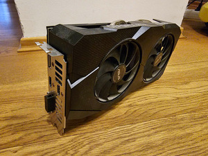 RTX 2060 6 ГБ (1 фото из 3)