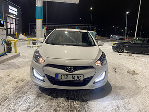 Hyundai i30 (2 foto / 8)
