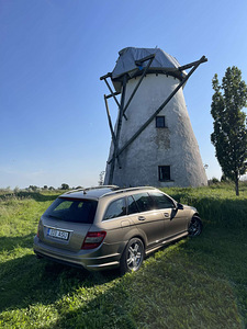 Mercedes-Benz c220d AMG-packet (4 foto / 11)