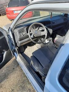 M/V: Golf 3 2.0 85kw (3 foto / 5)