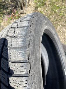 Rehvid Michelin 215/55 R16 M+S (50€ = 4tk eest) (4 foto / 4)