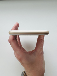 iPhone 7 gold 32 GB (6 foto / 6)