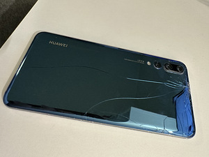 Huawei P20 Pro (2 фото из 2)