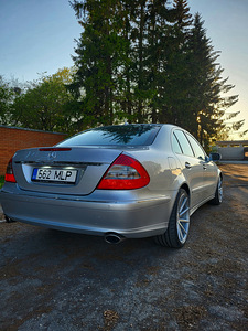 Mercedes- benz E350 (2 foto / 10)