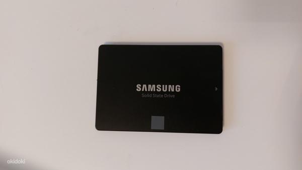 Самсунг 850 EVO 250 ГБ SSD (фото #1)