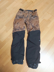 O'neill suusapüksid/talvepüksid 164 (1 foto / 1)