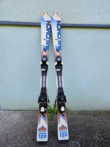 Müüa kasutatud laste SALOMON ENDURO JR 800 mäesuusad . (1 foto / 4)