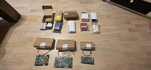 Erinevad turvasüsteemide komponendid (Paradox, Advantech, Ta (2 foto / 2)