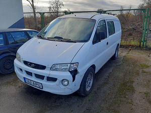 HYUNDAI H-1 varuosadeks (2 foto / 4)