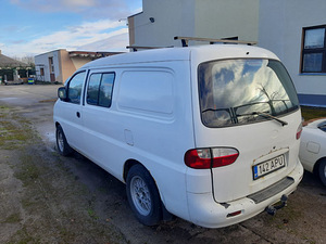 HYUNDAI H-1 varuosadeks (3 foto / 4)