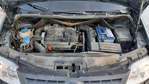 VW Caddy Maxi (11 foto / 14)