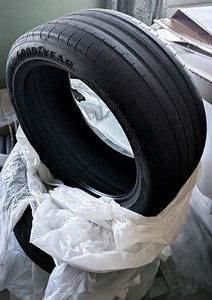 Kasutatud Goodyear suverehvid 235/45 R18 98Y — 4 tk (2 foto / 8)