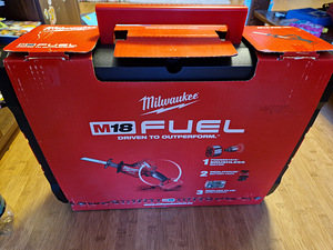 Milwaukee Fuel M18 FHZ Akupiiksaag (1 foto / 3)