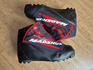 Suusasaapad Madshus Raceline JR, suurus 40