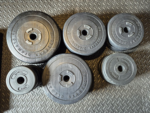 Jõusaali varustus, kang 165cm ja raskused 0.5-10kg (2 foto / 4)
