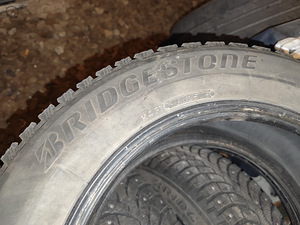 Bridgestone 215*60*16 (1 foto / 6)
