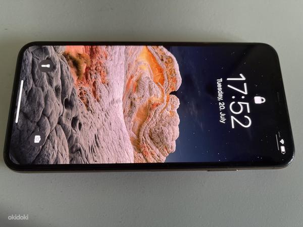 iPhone XS max 64 гб золотой (фото #1)