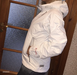 Новая Didrikson ветровка, 38 (3 фото из 3)
