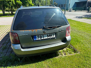 M: wv Passat v6 2.5 D 4*4 (2 foto / 4)