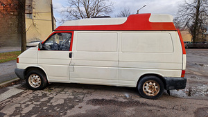 VW Transporter T4 2000 kiirabi (3 foto / 9)