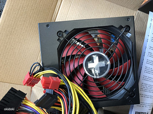 Xilence 730W (3 фото из 3)