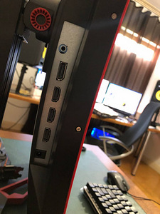 32" - 2K 144Hz Curved Gaming Monitor (2 foto / 6)