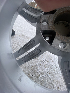 R17 XJ8 H2 - 72mm - e46 - 5x120 BMW et45 (6 foto / 6)