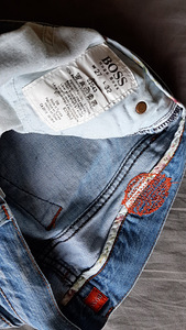 Hugo Boss alt laienevad teksad 27/32 (5 foto / 5)