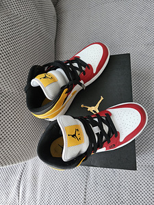 Nike air jordan (4 foto / 4)