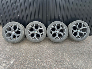 5x120 R19 BMW X5/X6 литые диски (3 фото из 4)