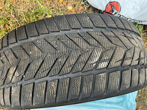 Vredestein winter r20 245/35 (2 foto / 2)
