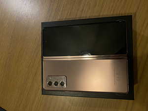 Samsung Galaxy Z Fold 2 5G 256GB Mystic Brown (4 foto / 6)