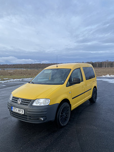 Volkswagen Caddy (1 фото из 7)