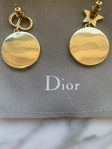 Dior kõrvarõngad (2 foto / 2)