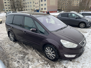 Бонго Болт Форус Такси Прокат автомобилей (3 фото из 3)