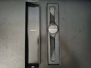 Samsung Galaxy Watch5 Pro 45mm (1 foto / 3)